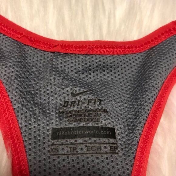 Awesome Pink Nike Dri Fit Racerback Athletic Tank XS Great Condition - Picture 3 of 4